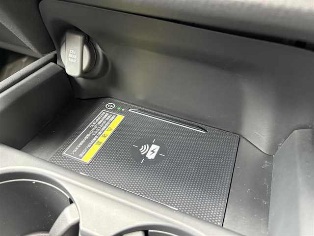 ホンダ ＺＲ－Ｖ ハイブリッド e:HEV Z 福岡県 2024(令6)年 0.5万km スーパープラチナグレーメタリック マルチビューカメラシステム/ホンダコネクトディスプレー(9インチワイドディスプレイ/AppleCarPlay/AndroidAuto/Bluetooth/インターナビ/地デジTV/AM/FM/ハンズフリー機能/先読みエコアシスト)/ブラインドスポットモニター/ホンダセンシング(衝突軽減ブレーキ/誤発進抑制/後方誤発進抑制/近距離衝突軽減ブレーキ/歩行者事故低減ステアリング/路外逸脱抑制/渋滞追従機能付アダプティブクルーズコントロール/車線維持支援システム/トラフィックジャムアシスト/先行車発進お知らせ/標識認識/オートハイビーム/ブラインドスポットインフォメーション/パーキングセンサーシステム/後退出庫サポート)/ETC2.0/ドライブレコーダー/ステアリングヒーター/シートヒーター(前席)/ワイヤレス充電器/パワーバックドア/ステアリングスイッチ/パドルシフト/パワーシート(前席)/ドライビングポジションシステム(運転席)/LEDヘッドランプ/アクティブコーナーリングライト/ダウンサス(RSR(Ti2000))/スペアキー