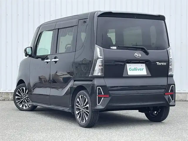 ダイハツ タント カスタム RS 福岡県 2022(令4)年 4.3万km ブラックマイカメタリック スマートアシスト/衝突軽減/レーンキープアシスト/パーキングセンサー/純正９インチナビ（ＮＭＺＮ－Ｙ７２ＤＳ）/フルセグTV/CD/DVD/SD/BT/HDMI/全周囲カメラ/両側パワースライドドア/レーダークルーズコントロール/ハーフレザーシート/前席シートヒーター/純正１５ＡＷ/ビルトインETC/LEDヘッドライト/フォグランプ/電動パーキング/ブレーキホールド/シートバックテーブル/ロールサンシェード/テレビキャンセラー