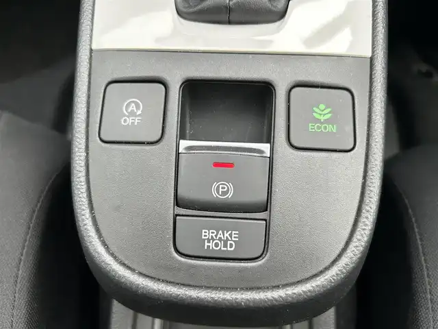 ホンダ フィット ベーシック 埼玉県 2022(令4)年 2.2万km プレミアムクリスタルレッドM ワンオーナー/登録時21180km/Panasonicナビ　CN-F1X10LD/バックカメラ/前後ドラレコ/フルセグTV/Bluetooth/ETC/クルコン/踏み間違い衝突軽減/クリアランスソナー/オートブレーキホールド