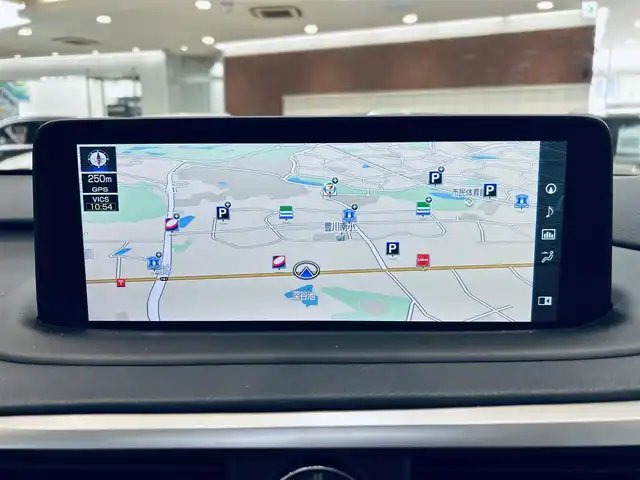 レクサス ＲＸ 300 Fスポーツ 大阪府 2020(令2)年 3.2万km グラファイトブラックガラスフレーク ムーンルーフ/HUD/赤黒レザー/パワーシート/Dシートメモリ/エアシートヒーター/ステアリングヒーター/純正ナビ/TV/バック・サイドカメラ/純正20インチAW/三眼LEDヘッドライト/ACC/ブラインドスポット/電動リアゲート/クリアランスソナー/ETC/ドラレコ