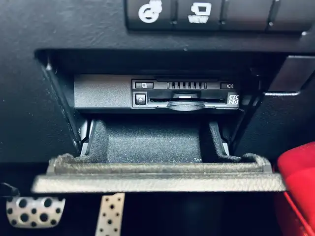 レクサス ＲＸ 300 Fスポーツ 大阪府 2020(令2)年 3.2万km グラファイトブラックガラスフレーク ムーンルーフ/HUD/赤黒レザー/パワーシート/Dシートメモリ/エアシートヒーター/ステアリングヒーター/純正ナビ/TV/バック・サイドカメラ/純正20インチAW/三眼LEDヘッドライト/ACC/ブラインドスポット/電動リアゲート/クリアランスソナー/ETC/ドラレコ