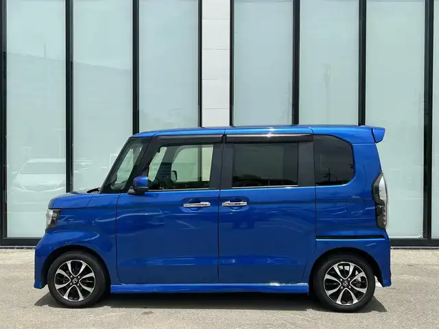 ホンダ Ｎ ＢＯＸ カスタム G EX ホンダセンシング 大阪府 2018(平30)年 4.1万km ブリリアントスポーティブルーメタリック2トーン 純正８インチナビ/   フルセグTV/CD/DVD/Bluetooth/USB/バックモニター/衝突軽減ブレーキ/横滑り防止装置/コーナーセンサー/両側パワースライドドア/レーダークルーズコントロール/レーンキープアシスト/ドライブレコーダー/純正14インチアルミホイール/純正フロアマット/プッシュスタート/スマートキー/ＥＴＣ/ＬＥＤ