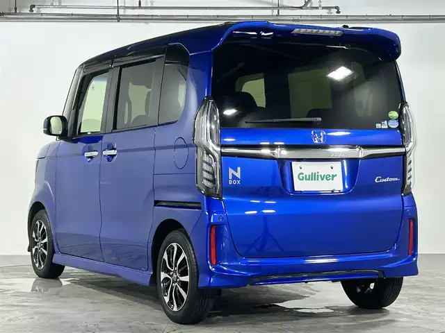 ホンダ Ｎ ＢＯＸ カスタム G EX ホンダセンシング 広島県 2018(平30)年 4.1万km ブリリアントスポーティブルーメタリック2トーン 衝突軽減ブレーキ〈CMBS〉/誤発進抑制機能/後方誤発進抑制機能/歩行者事故低減ステアリング/路外逸脱抑制機能/ACC〈アダプティブ・クルーズ・コントロール〉/LKAS〈車線維持支援システム〉/オートハイビーム/先行車発進お知らせ機能/標識認識機能/横滑り防止装置/純正８インチナビ/   フルセグTV/CD/DVD/Bluetooth/USB/バックモニター/コーナーセンサー/両側パワースライドドア/ドライブレコーダー/純正14インチアルミホイール/純正フロアマット/プッシュスタート/スマートキー/ＥＴＣ/ＬＥＤライト/フォグライト /オートライト
