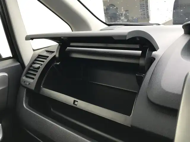 トヨタ ヴォクシー ZS 煌Ⅱ 富山県 2012(平24)年 5.7万km グレーメタリック 純正ナビ/フルセグTV/Bluetooth/バックカメラ/両側パワースライドドア/プッシュスタート/スマートキー/ETC/ステアリングスイッチ/革巻きステアリング/パドルシフト/オートライト/ウインカーミラー/フォグランプ