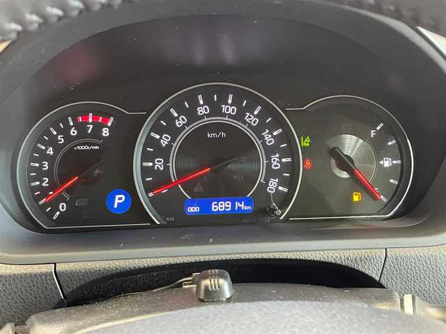 トヨタ ヴォクシー ZS 煌 岩手県 2018(平30)年 6.9万km ホワイトパールクリスタルシャイン ４WD　/両側パワースライドドア　/トヨタセーフティセンス/クルーズコントロール　/アイドリングストップ/MT付きAT/ETC2.0/ドライブレコーダー　/純正ナビ/クルーズコントロール/レーンアシスト　/ LEDヘットライト/プリクラッシュセーフティ　/純正１６インチアルミホイール　　/3列シート　/ステアリングスイッチ/ウォークスルー