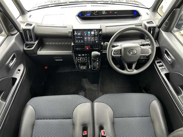 ダイハツ タント カスタム X 滋賀県 2023(令5)年 1.1万km ブラックマイカメタリック ガソリン/2WD(FF)/CVT/両側パワースライドドア/9インチ純正ディスプレイオーディオ/(FM/AM/フルセグ/Bluetooth/HDMI/USB)/パノラマモニター/バックカメラ/前ドライブレコーダー/ETC/スマートアシスト/・プリクラッシュブレーキアシスト	/・踏み間違い防止アシスト	/・レーンキープアシスト	/・標識検知機能	/運転席・助手席シートヒーター/電動格納ミラー/アイドリングストップ/電動パーキング/ブレーキホールド/ステアリングスイッチ/オートライト/LEDヘッドライト/フロントフォグ/フルオートエアコン/プッシュスタート/スマートキー/スペアキー/純正フロアマット