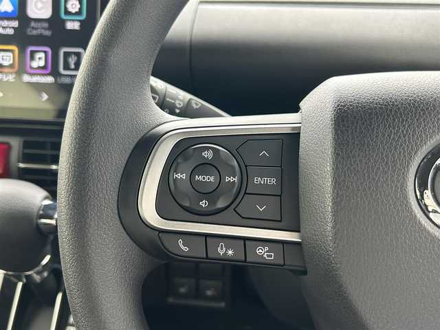 ダイハツ タント カスタム X 滋賀県 2023(令5)年 1.1万km ブラックマイカメタリック ガソリン/2WD(FF)/CVT/両側パワースライドドア/9インチ純正ディスプレイオーディオ/(FM/AM/フルセグ/Bluetooth/HDMI/USB)/パノラマモニター/バックカメラ/前ドライブレコーダー/ETC/スマートアシスト/・プリクラッシュブレーキアシスト	/・踏み間違い防止アシスト	/・レーンキープアシスト	/・標識検知機能	/運転席・助手席シートヒーター/電動格納ミラー/アイドリングストップ/電動パーキング/ブレーキホールド/ステアリングスイッチ/オートライト/LEDヘッドライト/フロントフォグ/フルオートエアコン/プッシュスタート/スマートキー/スペアキー/純正フロアマット