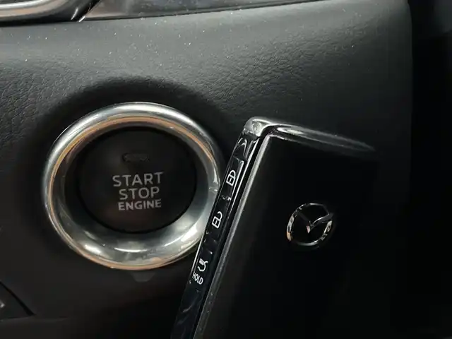 マツダ ＣＸ－５ XD エクスクルーシブモード 新潟県 2021(令3)年 3.9万km スノーフレイクホワイトパールマイカ 4WD/BOSEサウンド/純正ナビ/　　フルセグ/BT/FM/AM/USB/アラウンドビューモニター/パワーバックドア/レーダークルーズコントロール/レザーシート/パワーシート/メモリーシート/エアシート/シートヒーター/LEDオートライト/オートマチックハイビーム/純正19インチアルミホイール/ステアリングスイッチ/パドルシフト/ステアリングヒーター/レーンキープ/コーナーセンサー/オートブレーキホールド/USBポート/スマートキー/ETC