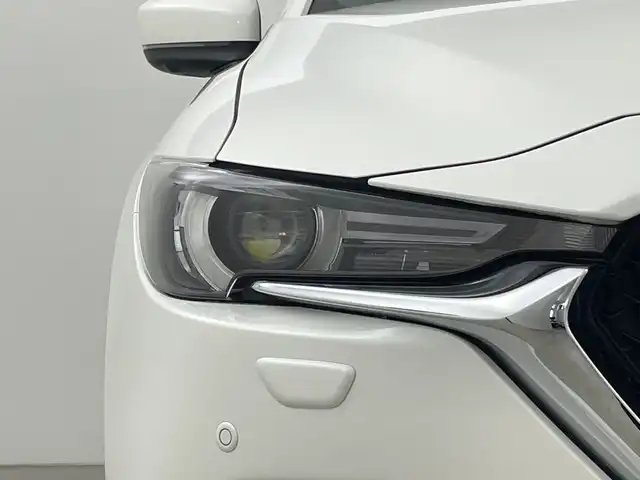マツダ ＣＸ－５ XD エクスクルーシブモード 新潟県 2021(令3)年 3.9万km スノーフレイクホワイトパールマイカ 4WD/BOSEサウンド/純正ナビ/　　フルセグ/BT/FM/AM/USB/アラウンドビューモニター/パワーバックドア/レーダークルーズコントロール/レザーシート/パワーシート/メモリーシート/エアシート/シートヒーター/LEDオートライト/オートマチックハイビーム/純正19インチアルミホイール/ステアリングスイッチ/パドルシフト/ステアリングヒーター/レーンキープ/コーナーセンサー/オートブレーキホールド/USBポート/スマートキー/ETC