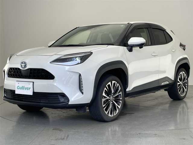 トヨタ ヤリスクロス ハイブリッド Z 愛知県 2020(令2)年 4.4万km ホワイトパールクリスタルシャイン 純正8型ディスプレイオーディオ　フルセグTV　Bluetooth　/ハーフレザー　シートヒーター　バックカメラ　前方ドラレコ　/セーフティセンス　衝突軽減　追従クルコン　車線逸脱　LEDオートライト　コーナーセンサー　パワーシート　ETC　禁煙車