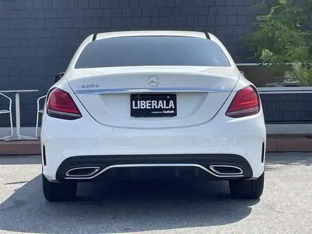 メルセデス・ベンツ Ｃ２２０ｄ ローレウスエディション 滋賀県 2019(令1)年 4.5万km ポーラホワイト 黒革シート/前席シートヒーター/前席パワーシート/レーダーセーフティパッケージ/アクティブブレーキアシスト/ACC/LKA/BSM/衝突軽減ブレーキ/純正ナビ/フルセグTV/BT/USB/バックカメラ/ドラレコ前後/パワーバックドア