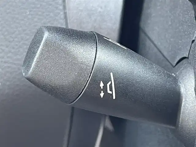 メルセデス・ベンツ Ｃ２２０ｄ ローレウスエディション 滋賀県 2019(令1)年 4.5万km ポーラホワイト 黒革シート/前席シートヒーター/前席パワーシート/レーダーセーフティパッケージ/アクティブブレーキアシスト/ACC/LKA/BSM/衝突軽減ブレーキ/純正ナビ/フルセグTV/BT/USB/バックカメラ/ドラレコ前後/パワーバックドア
