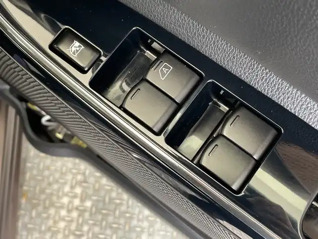 日産 デイズ ルークス HWS X Vセレクション 栃木県 2018(平30)年 4.4万km アッシュブラウンM 純正ナビ(MM318D-W)/(フルセグTV・Bluetooth・CD・DVD・SD)/全方位カメラ/バックカメラ/エマージェンシーブレーキ/レーンキープアシスト/前後コーナーセンサー/オートハイビーム/前方ドライブレコーダー/両側パワースライドドア/ETC/純正エアロ(サイド・リア)/ベンチシート/純正１５インチアルミホイール/純正フロアマット/ドアバイザー/スマートキー/スペアキー１本/LEDヘッドライト/オートライト/フロントフォグランプ/取扱説明書/保証書