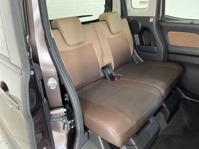 日産 デイズ ルークス HWS X Vセレクション 栃木県 2018(平30)年 4.4万km アッシュブラウンM 純正ナビ(MM318D-W)/(フルセグTV・Bluetooth・CD・DVD・SD)/全方位カメラ/バックカメラ/エマージェンシーブレーキ/レーンキープアシスト/前後コーナーセンサー/オートハイビーム/前方ドライブレコーダー/両側パワースライドドア/ETC/純正エアロ(サイド・リア)/ベンチシート/純正１５インチアルミホイール/純正フロアマット/ドアバイザー/スマートキー/スペアキー１本/LEDヘッドライト/オートライト/フロントフォグランプ/取扱説明書/保証書