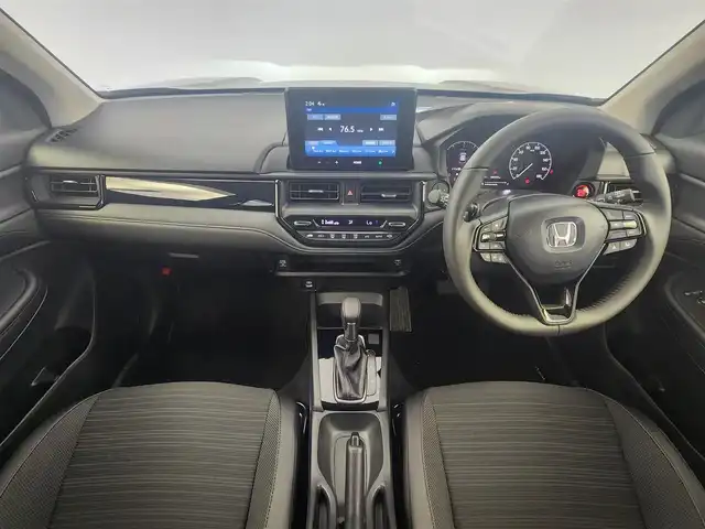 ホンダ ＷＲ－Ｖ Z+ ブラックスタイル 愛知県 2025(令7)年 0.1万km オブシダンブルーパール ホンダセンシング/　・衝突軽減ブレーキシステム/　・誤発進抑制機能/　・歩行者事故低減ステアリング/　・路外逸脱抑制機能/　・アダプティブクルーズコントロール/　・車線維持支援システム/　・オートハイビーム/　・パーキングセンサーシステム/純正8インチディスプレイオーディオ/（Bluetooth/AppleCarPlay/AndroidAute/USB/HDMI）/バックカメラ/パドルシフト/ステアリングスイッチ/ハーフレザー/ルーフレール/オートライト/ドアバイザー/純正AW/純正LEDライト/本革巻ステアリング