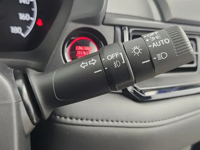 ホンダ ＷＲ－Ｖ Z+ ブラックスタイル 愛知県 2025(令7)年 0.1万km オブシダンブルーパール ホンダセンシング/　・衝突軽減ブレーキシステム/　・誤発進抑制機能/　・歩行者事故低減ステアリング/　・路外逸脱抑制機能/　・アダプティブクルーズコントロール/　・車線維持支援システム/　・オートハイビーム/　・パーキングセンサーシステム/純正8インチディスプレイオーディオ/（Bluetooth/AppleCarPlay/AndroidAute/USB/HDMI）/バックカメラ/パドルシフト/ステアリングスイッチ/ハーフレザー/ルーフレール/オートライト/ドアバイザー/純正AW/純正LEDライト/本革巻ステアリング