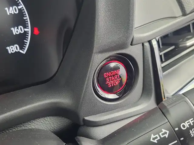 ホンダ ＷＲ－Ｖ Z+ ブラックスタイル 愛知県 2025(令7)年 0.1万km オブシダンブルーパール ホンダセンシング/　・衝突軽減ブレーキシステム/　・誤発進抑制機能/　・歩行者事故低減ステアリング/　・路外逸脱抑制機能/　・アダプティブクルーズコントロール/　・車線維持支援システム/　・オートハイビーム/　・パーキングセンサーシステム/純正8インチディスプレイオーディオ/（Bluetooth/AppleCarPlay/AndroidAute/USB/HDMI）/バックカメラ/パドルシフト/ステアリングスイッチ/ハーフレザー/ルーフレール/オートライト/ドアバイザー/純正AW/純正LEDライト/本革巻ステアリング
