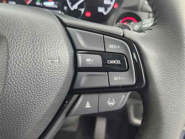 ホンダ ＷＲ－Ｖ Z+ ブラックスタイル 愛知県 2025(令7)年 0.1万km オブシダンブルーパール ホンダセンシング/　・衝突軽減ブレーキシステム/　・誤発進抑制機能/　・歩行者事故低減ステアリング/　・路外逸脱抑制機能/　・アダプティブクルーズコントロール/　・車線維持支援システム/　・オートハイビーム/　・パーキングセンサーシステム/純正8インチディスプレイオーディオ/（Bluetooth/AppleCarPlay/AndroidAute/USB/HDMI）/バックカメラ/パドルシフト/ステアリングスイッチ/ハーフレザー/ルーフレール/オートライト/ドアバイザー/純正AW/純正LEDライト/本革巻ステアリング