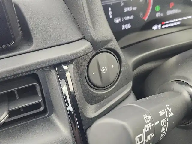 ホンダ ＷＲ－Ｖ Z+ ブラックスタイル 愛知県 2025(令7)年 0.1万km オブシダンブルーパール ホンダセンシング/　・衝突軽減ブレーキシステム/　・誤発進抑制機能/　・歩行者事故低減ステアリング/　・路外逸脱抑制機能/　・アダプティブクルーズコントロール/　・車線維持支援システム/　・オートハイビーム/　・パーキングセンサーシステム/純正8インチディスプレイオーディオ/（Bluetooth/AppleCarPlay/AndroidAute/USB/HDMI）/バックカメラ/パドルシフト/ステアリングスイッチ/ハーフレザー/ルーフレール/オートライト/ドアバイザー/純正AW/純正LEDライト/本革巻ステアリング