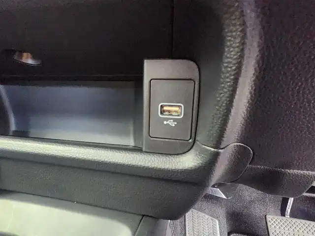 ホンダ ＷＲ－Ｖ Z+ ブラックスタイル 愛知県 2025(令7)年 0.1万km オブシダンブルーパール ホンダセンシング/　・衝突軽減ブレーキシステム/　・誤発進抑制機能/　・歩行者事故低減ステアリング/　・路外逸脱抑制機能/　・アダプティブクルーズコントロール/　・車線維持支援システム/　・オートハイビーム/　・パーキングセンサーシステム/純正8インチディスプレイオーディオ/（Bluetooth/AppleCarPlay/AndroidAute/USB/HDMI）/バックカメラ/パドルシフト/ステアリングスイッチ/ハーフレザー/ルーフレール/オートライト/ドアバイザー/純正AW/純正LEDライト/本革巻ステアリング