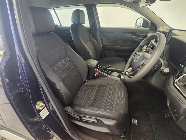 ホンダ ＷＲ－Ｖ Z+ ブラックスタイル 愛知県 2025(令7)年 0.1万km オブシダンブルーパール ホンダセンシング/　・衝突軽減ブレーキシステム/　・誤発進抑制機能/　・歩行者事故低減ステアリング/　・路外逸脱抑制機能/　・アダプティブクルーズコントロール/　・車線維持支援システム/　・オートハイビーム/　・パーキングセンサーシステム/純正8インチディスプレイオーディオ/（Bluetooth/AppleCarPlay/AndroidAute/USB/HDMI）/バックカメラ/パドルシフト/ステアリングスイッチ/ハーフレザー/ルーフレール/オートライト/ドアバイザー/純正AW/純正LEDライト/本革巻ステアリング
