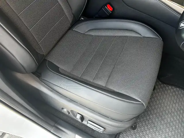 レクサス ＮＸ 300 富山県 2020(令2)年 3.7万km パール ワンオーナー/純正ナビ/AM/FMラジオ/CD/DVD再生/Bluetooth接続/フルセグTV/前後ドラレコ/ヘッドアップディスプレイ/サンルーフ/アイドリングストップ/ACC/プッシュスタート/レザーシート/D/N席パワーシート/D/N席シートヒーター/D/N席エアシート/ETC/バックカメラ