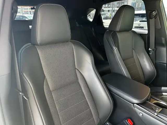 レクサス ＮＸ 300 富山県 2020(令2)年 3.7万km パール ワンオーナー/純正ナビ/AM/FMラジオ/CD/DVD再生/Bluetooth接続/フルセグTV/前後ドラレコ/ヘッドアップディスプレイ/サンルーフ/アイドリングストップ/ACC/プッシュスタート/レザーシート/D/N席パワーシート/D/N席シートヒーター/D/N席エアシート/ETC/バックカメラ