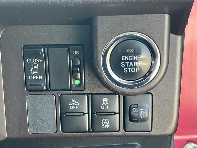 トヨタ タンク X S 岐阜県 2017(平29)年 12.1万km マゼンタベリーマイカM 登録時走行距離120405m/社外７型ナビ/ワンセグＴＶ/CDチェンジャー/AUX/バックカメラ/コーナーセンサー後方/ハロゲンライト/オートライト/ビルトインＥＴＣ/プッシュスタート/スマートキー/スペアキー一本/サイドアンダーミラー/衝突被害軽減システム/片側パワースライドドア/横滑り防止装置/パワーステアリング/パワーウィンドウ/アイドリングストップ