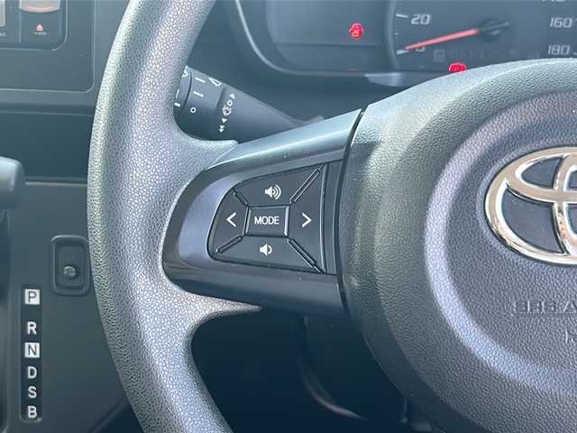 トヨタ タンク X S 岐阜県 2017(平29)年 12.1万km マゼンタベリーマイカM 登録時走行距離120405m/社外７型ナビ/ワンセグＴＶ/CDチェンジャー/AUX/バックカメラ/コーナーセンサー後方/ハロゲンライト/オートライト/ビルトインＥＴＣ/プッシュスタート/スマートキー/スペアキー一本/サイドアンダーミラー/衝突被害軽減システム/片側パワースライドドア/横滑り防止装置/パワーステアリング/パワーウィンドウ/アイドリングストップ