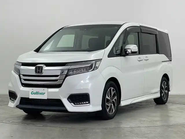 ホンダ ステップワゴン スパーダ ホンダセンシング 群馬県 2018(平30)年 3.2万km プラチナホワイトパール 純正９型ナビ　純正１１．６型後席モニター　アダプティブクルーズコントロール　バックカメラ　レーンキープアシスト　両側パワースライドドア　ＬＥＤヘッドライト　ＥＴＣ２．０　純正アルミホイール　禁煙車