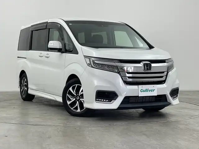 ホンダ ステップワゴン スパーダ ホンダセンシング 群馬県 2018(平30)年 3.2万km プラチナホワイトパール 純正９型ナビ　純正１１．６型後席モニター　アダプティブクルーズコントロール　バックカメラ　レーンキープアシスト　両側パワースライドドア　ＬＥＤヘッドライト　ＥＴＣ２．０　純正アルミホイール　禁煙車