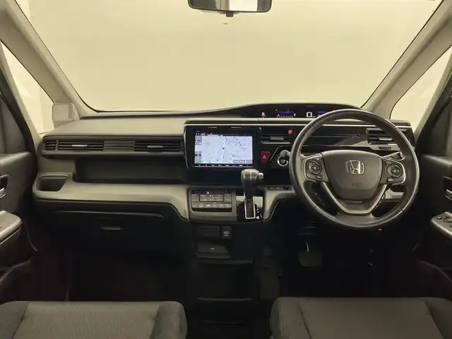 ホンダ ステップワゴン スパーダ ホンダセンシング 群馬県 2018(平30)年 3.2万km プラチナホワイトパール 純正９型ナビ　純正１１．６型後席モニター　アダプティブクルーズコントロール　バックカメラ　レーンキープアシスト　両側パワースライドドア　ＬＥＤヘッドライト　ＥＴＣ２．０　純正アルミホイール　禁煙車