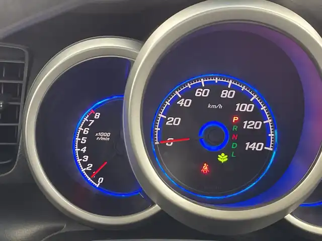 ホンダ Ｎ ＢＯＸ カスタム G 栃木県 2012(平24)年 4.3万km プレミアムホワイトパール 純正オーディオ/（CD/USB/AUX/iPod）/両側スライドドア/禁煙車/オートライト/横滑り防止装置/フォグランプ/スマートキー/プッシュスタート/アイドリングストップ/純正フロアマット/エンジンスターター/サマータイヤ積込