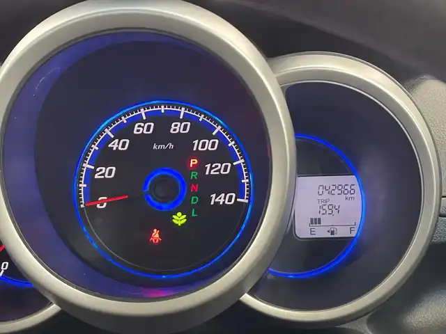 ホンダ Ｎ ＢＯＸ カスタム G 栃木県 2012(平24)年 4.3万km プレミアムホワイトパール 純正オーディオ/（CD/USB/AUX/iPod）/両側スライドドア/禁煙車/オートライト/横滑り防止装置/フォグランプ/スマートキー/プッシュスタート/アイドリングストップ/純正フロアマット/エンジンスターター/サマータイヤ積込