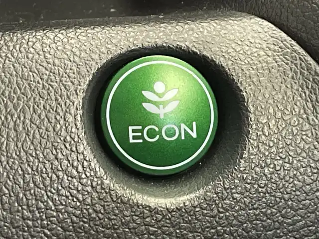 ホンダ Ｎ ＢＯＸ カスタム G 栃木県 2012(平24)年 4.3万km プレミアムホワイトパール 純正オーディオ/（CD/USB/AUX/iPod）/両側スライドドア/禁煙車/オートライト/横滑り防止装置/フォグランプ/スマートキー/プッシュスタート/アイドリングストップ/純正フロアマット/エンジンスターター/サマータイヤ積込