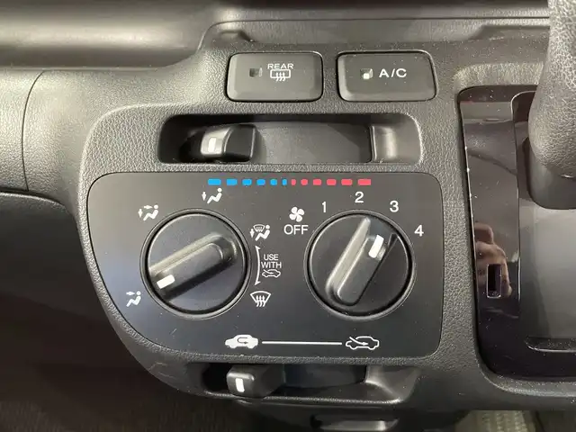 ホンダ Ｎ ＢＯＸ カスタム G 栃木県 2012(平24)年 4.3万km プレミアムホワイトパール 純正オーディオ/（CD/USB/AUX/iPod）/両側スライドドア/禁煙車/オートライト/横滑り防止装置/フォグランプ/スマートキー/プッシュスタート/アイドリングストップ/純正フロアマット/エンジンスターター/サマータイヤ積込