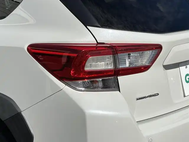 スバル インプレッサ ＸＶ 2．0i－L アイサイト 岩手県 2018(平30)年 1.6万km クリスタルホワイトP 禁煙車/ワンオーナー/4WD/アイサイトver.3/純正ナビ/→フルセグTV/Bluetooth/CD/DVD/FM/AM/ステアリングスイッチ/追従型クルーズコントロール/ステアリング・レスポンシブ・ヘッドランプ/横滑り防止装置/衝突軽減ブレーキ/踏み間違い抑制システム/レーンキープアシスト/前後コーナーセンサー/電子パーキング/ブレーキオートホールド/X-MODE/〇プッシュスタート/〇パドルシフト/〇電動格納ミラー/〇ウィンカーミラー/〇ドアバイザー/〇フロアマット/〇スマートキー/オートライト/LEDヘッドライト/フォグライト/ETC