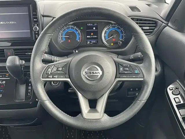 日産 ルークス HWS Gターボ プロパイロットED 滋賀県 2022(令4)年 1.8万km ホワイトソリッド/プレミアムオリーブM 純正9インチナビ/(フルセグ/Bluetooth/CD/DVD)/プロパイロット/・アラウンドビューモニター/・衝突軽減ブレーキ/・レーンキープアシスト/・先行車発進告知/・インテリジェント クルーズコントロール/両側電動スライドドア/電動パーキング/ブレーキホールド/LEDオートライト/Autoハイビーム/フォグ/USB/ビルトインETC