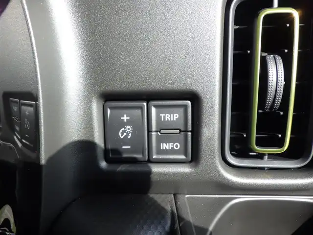 スズキ ハスラー HYBRID X 千葉県 2025(令7)年 0.1千km デニムブルー ガンメタリック 2トーン HV　X　全方位モニター付きナビゲーション＆スズキセーフティサポート(217800円)/デュアルカメラブレーキサポート/レーダークルーズコントロール/アイドリングストップ/純正メモリーナビ/地デジTV/【DVD/CD再生機能　Bluetooth接続】/全方位モニター/前席シートヒーター/革巻きステアリング/ステアリングスイッチ/LEDヘッドライト/フォグライト/ウインカーミラー/リアコーナーセンサー/純正15インチアルミホイル/サイド/カーテンエアバッグ/携帯リモコン