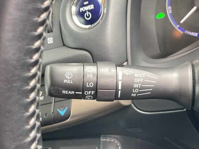 レクサス ＣＴ 200h バージョンC 愛知県 2021(令3)年 1.1万km ソニッククォーツ レクサスセーフティセンス/純正10型ナビ/シートヒーター/バックカメラ/レーダークルーズコントロール/コーナーセンサー/純正アルミホイール/パワーシート/ETC2.0/LEDヘッドライト/パドルシフト/ステアリングヒーター/レーンキープアシスト/オートマチックハイビーム/ドライブレコーダー/ステアリングスイッチ/スマートキー/プッシュスタート