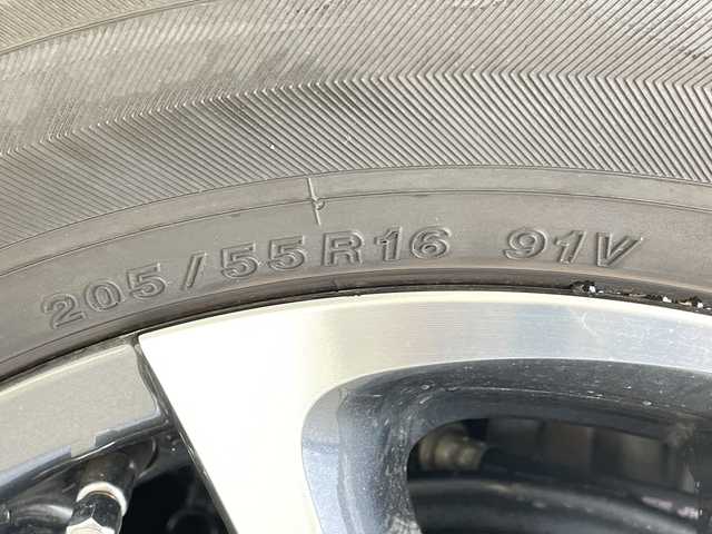 レクサス ＣＴ 200h バージョンC 愛知県 2021(令3)年 1.1万km ソニッククォーツ レクサスセーフティセンス/純正10型ナビ/シートヒーター/バックカメラ/レーダークルーズコントロール/コーナーセンサー/純正アルミホイール/パワーシート/ETC2.0/LEDヘッドライト/パドルシフト/ステアリングヒーター/レーンキープアシスト/オートマチックハイビーム/ドライブレコーダー/ステアリングスイッチ/スマートキー/プッシュスタート