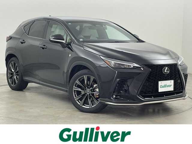 レクサス ＮＸ 350h Fスポーツ 福岡県 2022(令4)年 4.6万km グラファイトブラックガラスフレーク ワンオーナー　/純正１４型ＤＡナビ/フルセグTV　/全方位カメラ　/ビルトインETC２．０　/レクサスチームメイト　/セーフティシステム＋Ａ　/レーダークルーズコントロール　/コーナーセンサー　/衝突軽減ブレーキ　/レーンキープ　/アクセル踏み間違い防止　/ＢＳＭ　/パーキングアシスト　/パドルシフト　/ヘッドアップディスプレイ　/シートメモリー付きパワーシート　/白黒ツートンレザー　/シートベンチレーション／ヒーター　/ステアリングヒーター　/パワーバックドア　/純正２０インチアルミホイール
