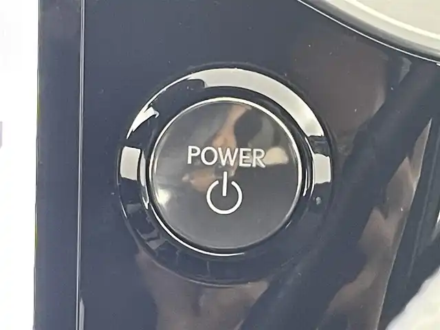 レクサス ＮＸ 350h Fスポーツ 福岡県 2022(令4)年 4.6万km グラファイトブラックガラスフレーク ワンオーナー　/純正１４型ＤＡナビ/フルセグTV　/全方位カメラ　/ビルトインETC２．０　/レクサスチームメイト　/セーフティシステム＋Ａ　/レーダークルーズコントロール　/コーナーセンサー　/衝突軽減ブレーキ　/レーンキープ　/アクセル踏み間違い防止　/ＢＳＭ　/パーキングアシスト　/パドルシフト　/ヘッドアップディスプレイ　/シートメモリー付きパワーシート　/白黒ツートンレザー　/シートベンチレーション／ヒーター　/ステアリングヒーター　/パワーバックドア　/純正２０インチアルミホイール