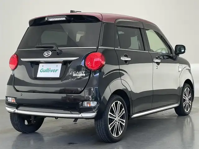 ダイハツ キャスト スタイル GプライムコレSAⅢ 愛知県 2017(平29)年 4.7万km ブラックマイカメタリック 純正８型ナビ　バックカメラ　禁煙車　ＨＤＭＩ　フルセグ　ＤＶＤ　スマアシIII　シートヒーター　ＬＥＤライト　フォグ　純正フロアマット　オートハイビーム　Ｂｌｕｅｔｏｏｔｈ　ＵＳＢ接続　衝突軽減　車線逸脱　純正１５インチAW　プッシュスタート　スマートキー