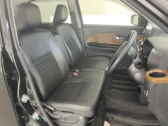 ダイハツ キャスト スタイル GプライムコレSAⅢ 愛知県 2017(平29)年 4.7万km ブラックマイカメタリック 純正８型ナビ　バックカメラ　禁煙車　ＨＤＭＩ　フルセグ　ＤＶＤ　スマアシIII　シートヒーター　ＬＥＤライト　フォグ　純正フロアマット　オートハイビーム　Ｂｌｕｅｔｏｏｔｈ　ＵＳＢ接続　衝突軽減　車線逸脱　純正１５インチAW　プッシュスタート　スマートキー