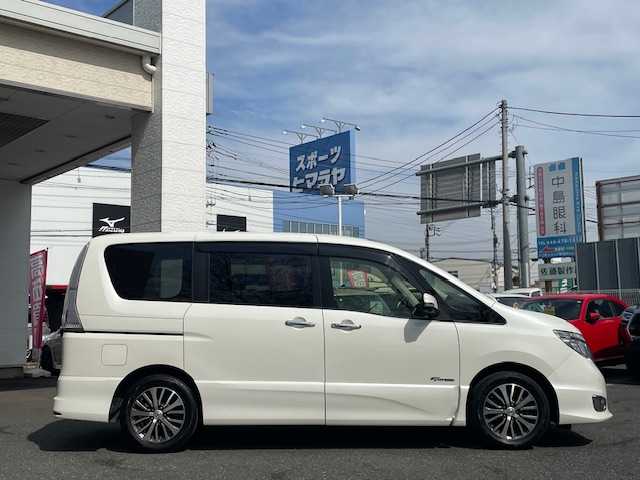 日産 セレナ ハイウェイS S HV Aセーフ 埼玉県 2014(平26)年 7.5万km ブリリアントホワイトパール 外部検査済み/ワンオーナー/後期型/アドバンスドセーフティパッケージ/純正ナビ/フルセグTV/アラウンドビューカメラ/エマージェンシーブレーキ/両側電動スライドドア/コーナーセンサー/LEDヘッドライト/純正16インチアルミホイール/フロアマット/ドアバイザー/ETC/スマートキー/新車保証書/取扱説明書