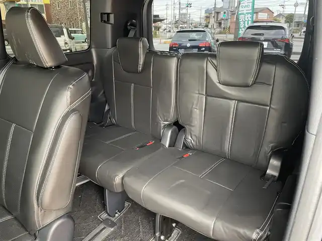 トヨタ ヴォクシー ZS 煌Ⅲ 三重県 2021(令3)年 2万km ブラック トヨタセーフティセンス/・プリクラッシュセーフティ/カロッツェリアメモリナビ/・DVD.CD。SD.Bluetooth/・SD.フルセグTV/・バックカメラ/両側パワースライドドア/205/60R16タイヤ/・16インチ純正アルミ/LEDヘッドライト/オートライト/フロントフォグランプ/・オートハイビーム/・アイドリングストップ/スマートキー/プッシュスタート