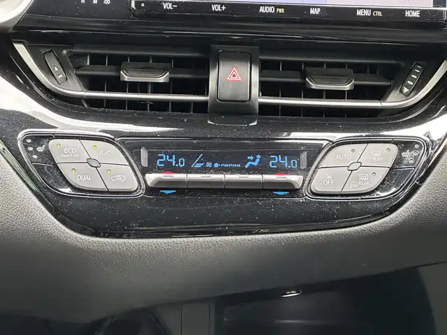 トヨタ Ｃ－ＨＲ G 島根県 2018(平30)年 5.1万km ホワイトパールクリスタルシャイン ワンオーナー/トヨタセーフティセンス/純正9インチナビ/CD/DVD/Bluetooth/フルセグTV/バックカメラ/モデリスタエアロ/クリアランスソナー/BSM/レーンディパーチャーアラート/ハーフレザー調シート/シートヒーター /LEDオートライト/オートマチックハイビーム/ビルトインETC/純正18インチアルミホイール/社外16インチAW付スタッドレス車載/スマートキー/スペアキー×1/プッシュスタート /純正フロアマット/取扱説明書/保証書
