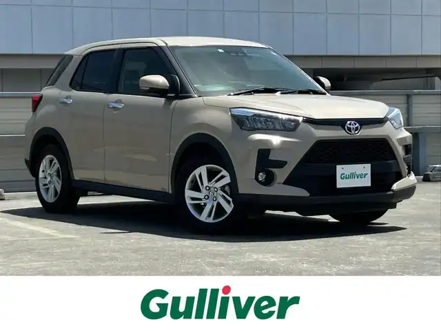 トヨタ ライズ G 静岡県 2020(令2)年 2.8万km ナチュラルベージュマイカM 純正9インチナビ/フルセグTV(走行中視聴可能)/DVD再生機能/ビルトインETC/オートエアコン/アイドリングストップ/ドラレコ(前のみ)/パノラミックビューカメラ/純正16インチアルミホイール/LEDライト/横滑り防止機能/衝突被害軽減システム/純正フロアマット/盗難防止装置