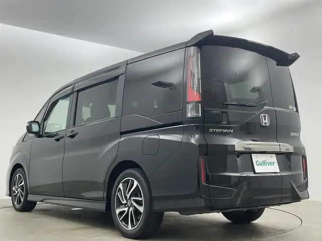 ホンダ ステップワゴン スパーダ クルスピセンシング 岡山県 2020(令2)年 3.5万km プレミアムスパークルブラックパール 純正９インチナビ/（Bluetooth/フルセグTV/CD/DVD/Carplay）/１１．６インチフリップダウンモニター/ハーフレザー/衝突軽減ブレーキシステム/レーダークルーズコントロール/ビルトインＥＴＣ２．０/ＬＥＤヘッドライト/フォグランプ/シートヒーター/純正ドライブレコーダー/両側電動スライドドア